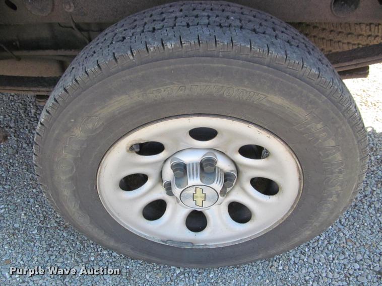 image for item K4969 2007 Chevrolet Silverado 1500 pickup truck