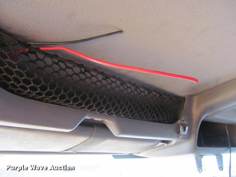 image for item K4971 2002 International 7400 dump truck