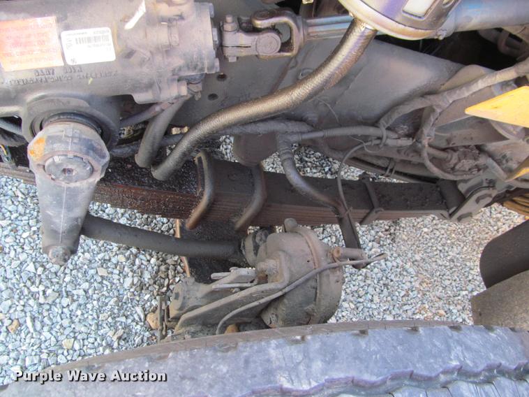 image for item K4971 2002 International 7400 dump truck