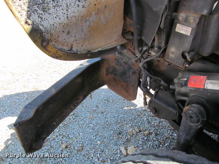 image for item K4971 2002 International 7400 dump truck