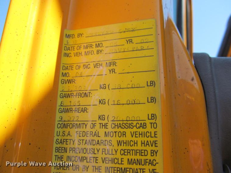 image for item K4971 2002 International 7400 dump truck