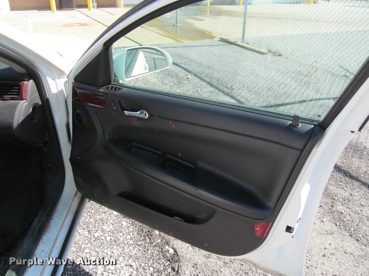 image for item K4972 2007 Chevrolet Impala LS