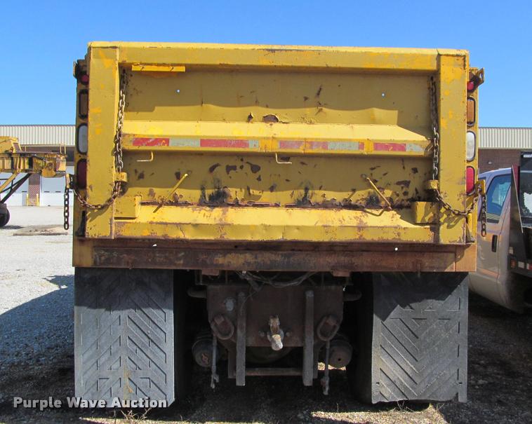 image for item K4974 2002 International F2554 dump truck