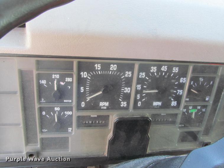 image for item K4974 2002 International F2554 dump truck