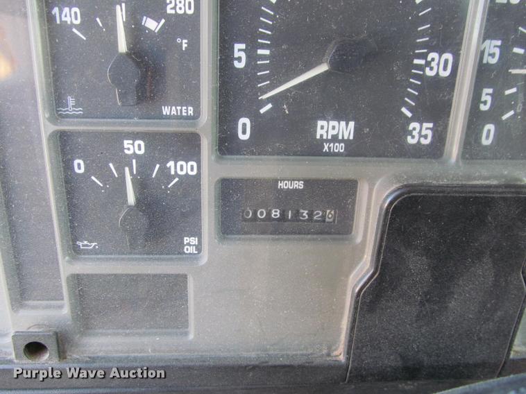 image for item K4974 2002 International F2554 dump truck