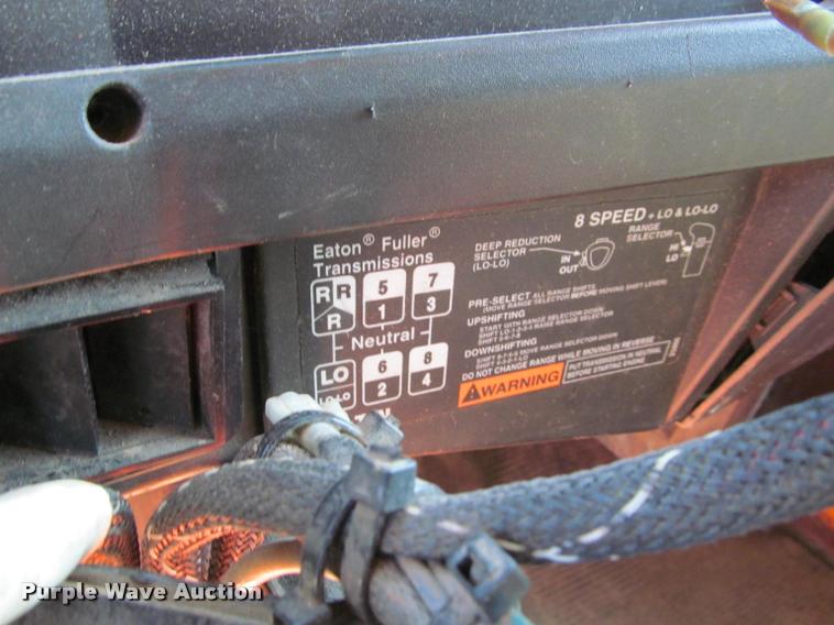 image for item K4974 2002 International F2554 dump truck