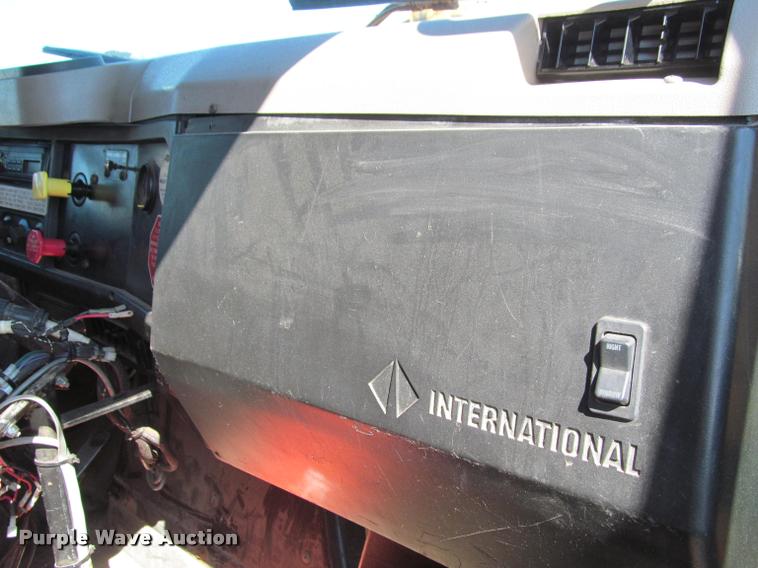 image for item K4974 2002 International F2554 dump truck