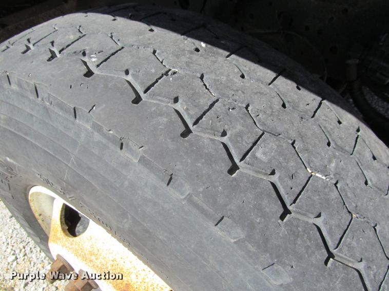 image for item K4974 2002 International F2554 dump truck