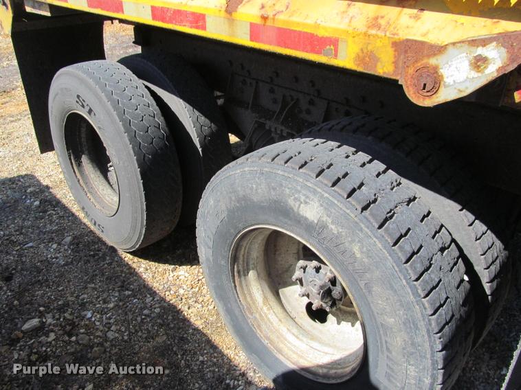 image for item K4974 2002 International F2554 dump truck