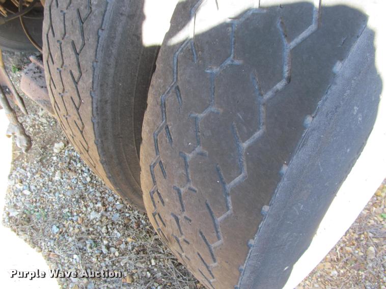 image for item K4974 2002 International F2554 dump truck