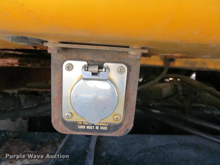 image for item K4974 2002 International F2554 dump truck