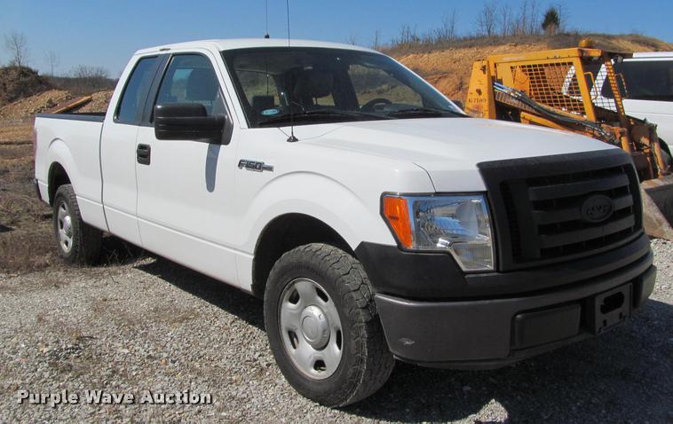 image for item K4975 2009 Ford F150 XL SuperCab pickup truck