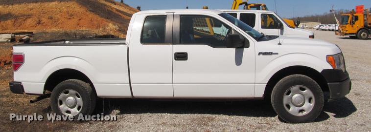 image for item K4975 2009 Ford F150 XL SuperCab pickup truck
