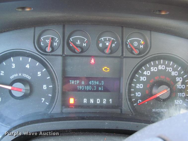 image for item K4975 2009 Ford F150 XL SuperCab pickup truck