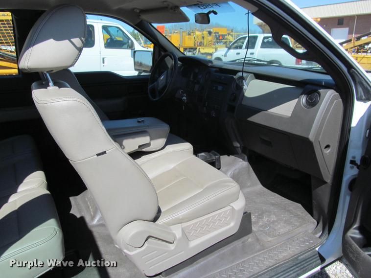 image for item K4975 2009 Ford F150 XL SuperCab pickup truck