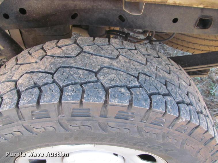 image for item K4975 2009 Ford F150 XL SuperCab pickup truck