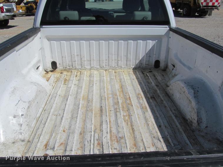 image for item K4975 2009 Ford F150 XL SuperCab pickup truck