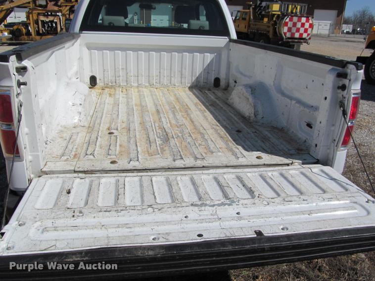 image for item K4975 2009 Ford F150 XL SuperCab pickup truck