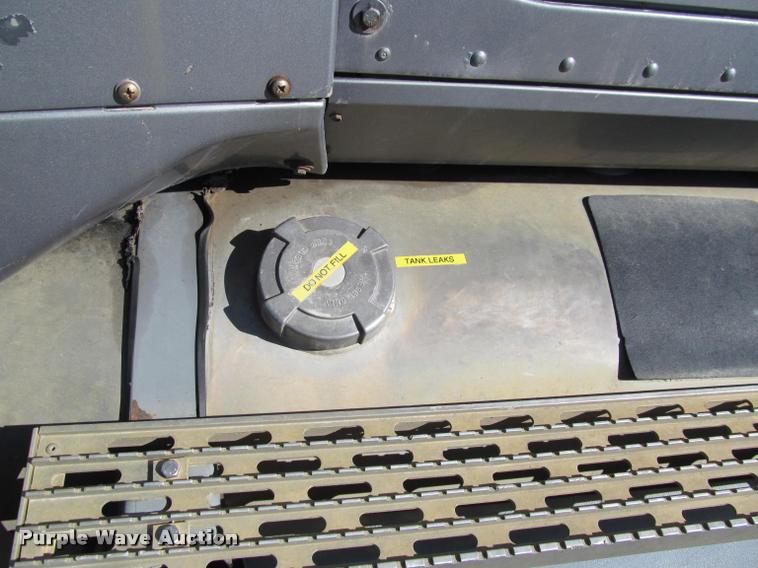 image for item K4995 1991 International 9400 semi truck