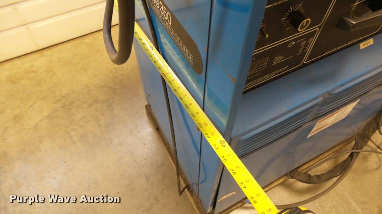 image for item K7290 Miller Syncrowave 350 welder