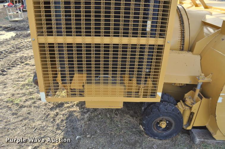 image for item L5156 2004 Kodiak Northwest snow blower