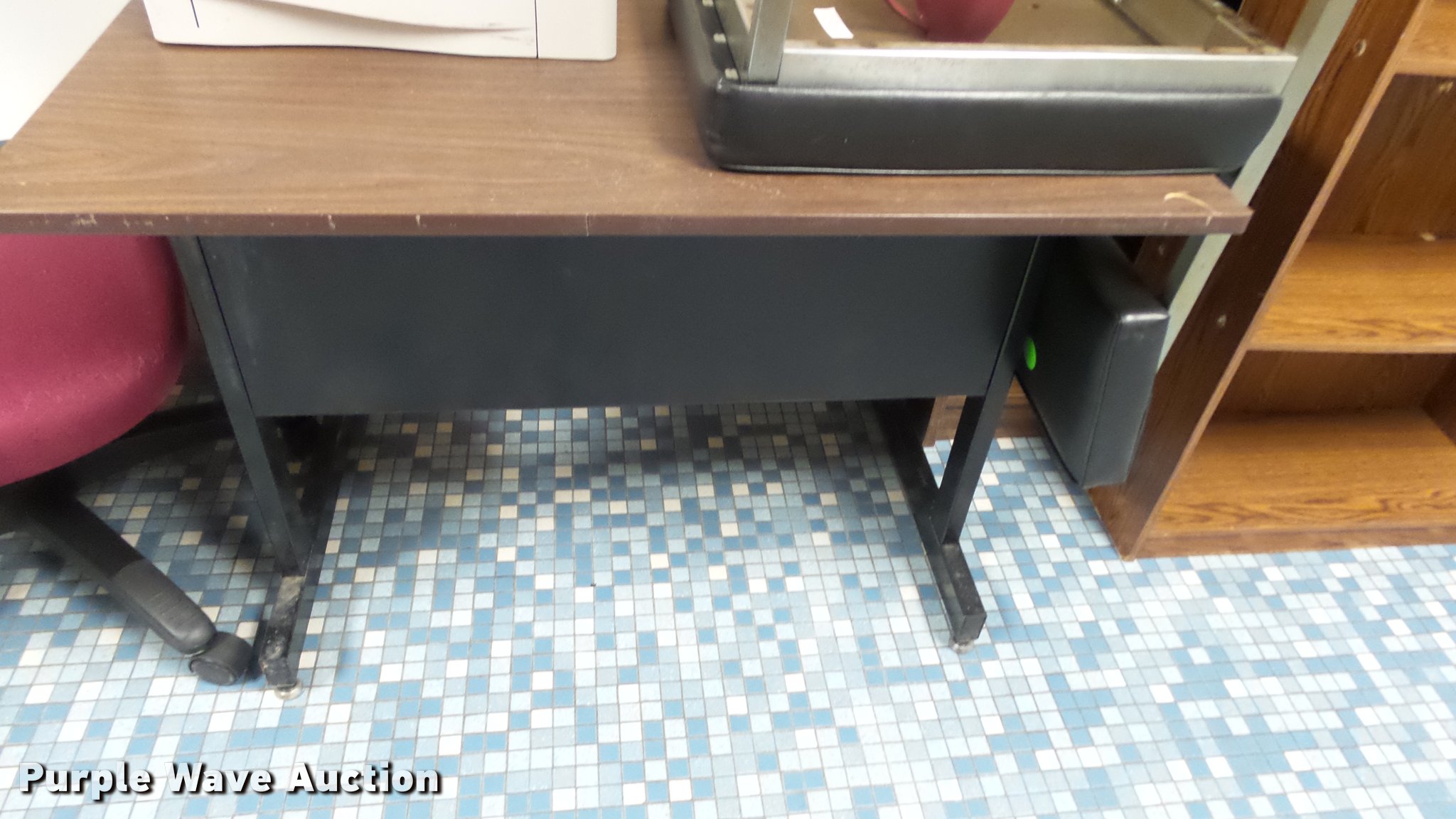 Office furniture in Topeka, KS Item BY9012 sold Purple Wave