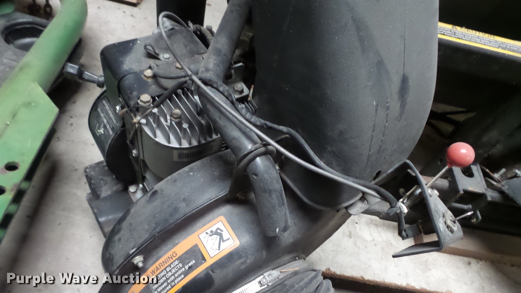 John Deere FA210D hydraulic dump power pac leaf vacuum in Eudora, KS