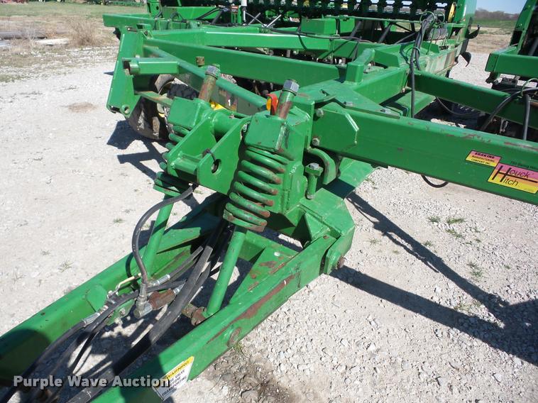 image for item AG9030 John Deere 1560 grain drill