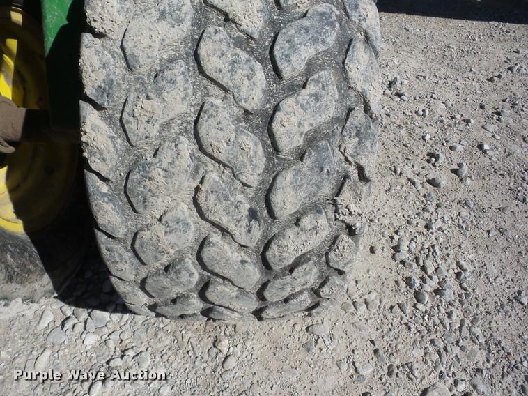 image for item AG9030 John Deere 1560 grain drill