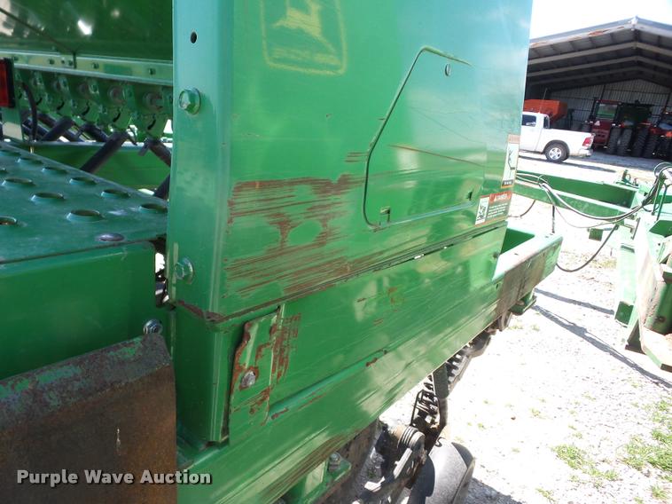 image for item AG9030 John Deere 1560 grain drill