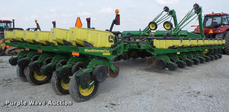 image for item AG9031 John Deere 1770 Conservation planter