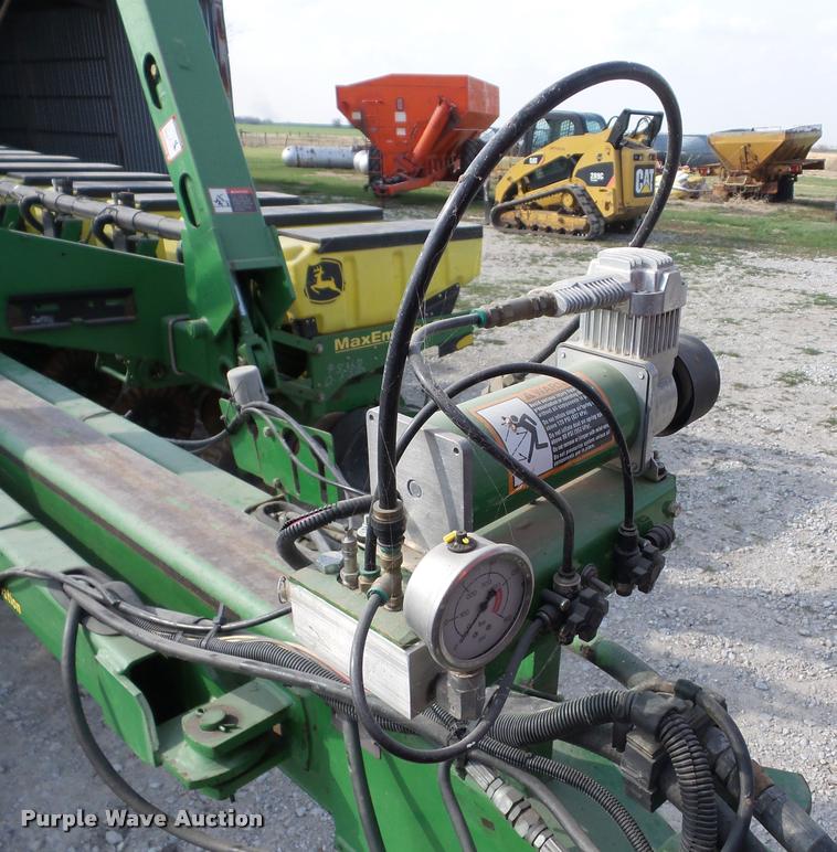 image for item AG9031 John Deere 1770 Conservation planter