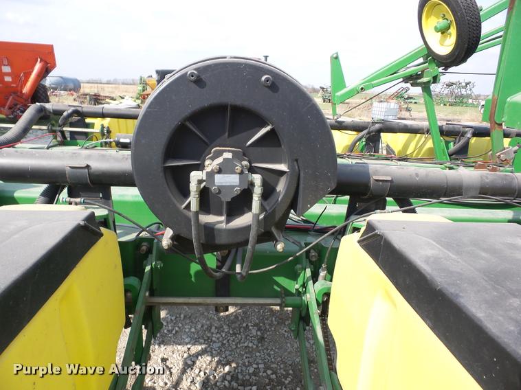 image for item AG9031 John Deere 1770 Conservation planter