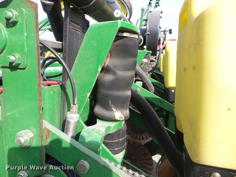image for item AG9031 John Deere 1770 Conservation planter