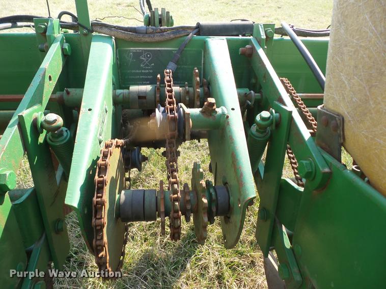 image for item AG9033 John Deere 7000 planter