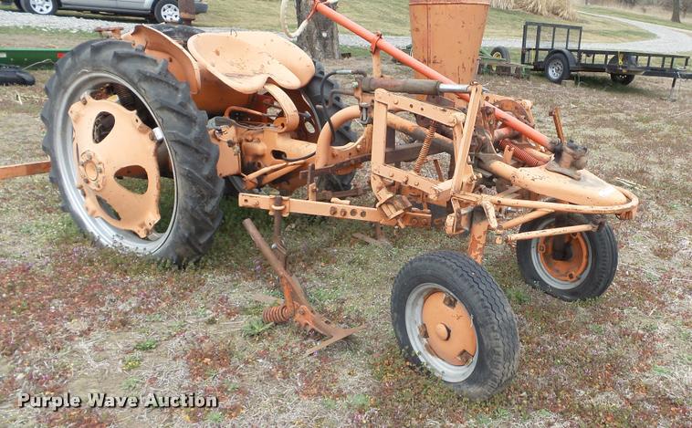 image for item BY9029 1949 Allis Chalmers 6 cultivator/potato seeder tractor