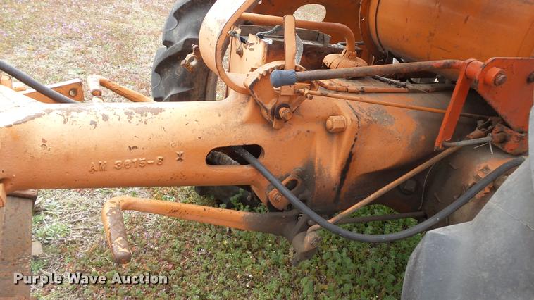 image for item BY9029 1949 Allis Chalmers 6 cultivator/potato seeder tractor