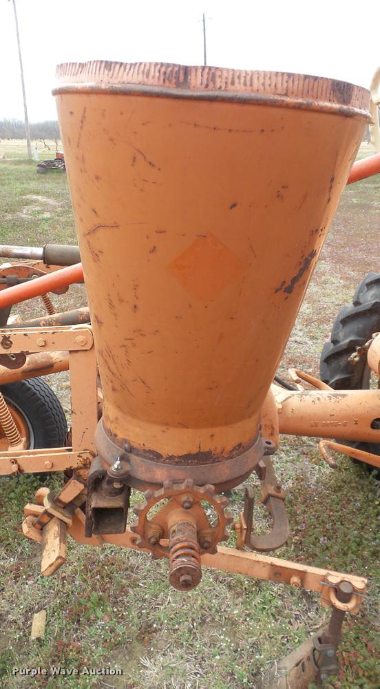 image for item BY9029 1949 Allis Chalmers 6 cultivator/potato seeder tractor