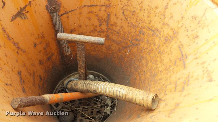 image for item BY9029 1949 Allis Chalmers 6 cultivator/potato seeder tractor