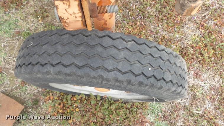 image for item BY9029 1949 Allis Chalmers 6 cultivator/potato seeder tractor