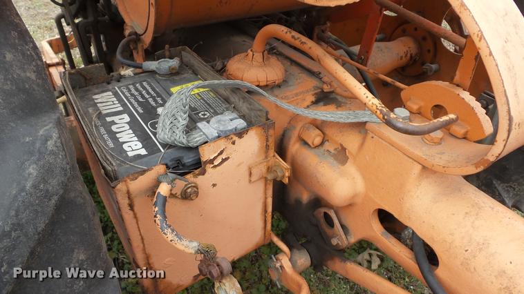 image for item BY9029 1949 Allis Chalmers 6 cultivator/potato seeder tractor