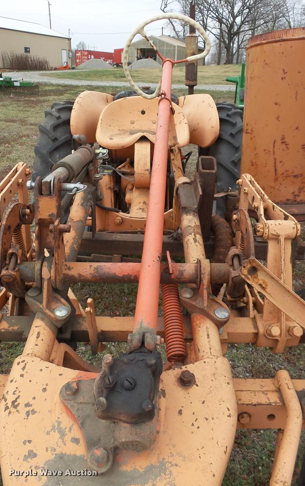 image for item BY9029 1949 Allis Chalmers 6 cultivator/potato seeder tractor