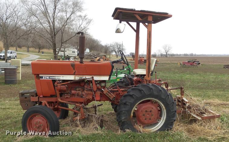 image for item BY9038 International 274 tractor