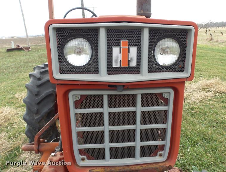 image for item BY9038 International 274 tractor