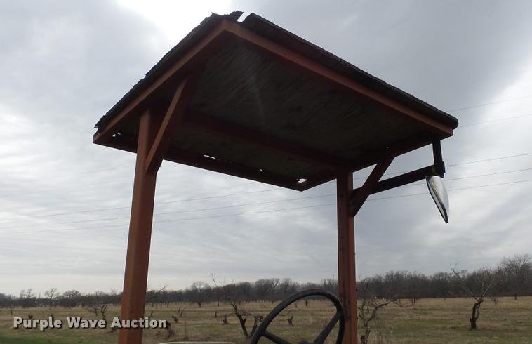 image for item BY9038 International 274 tractor