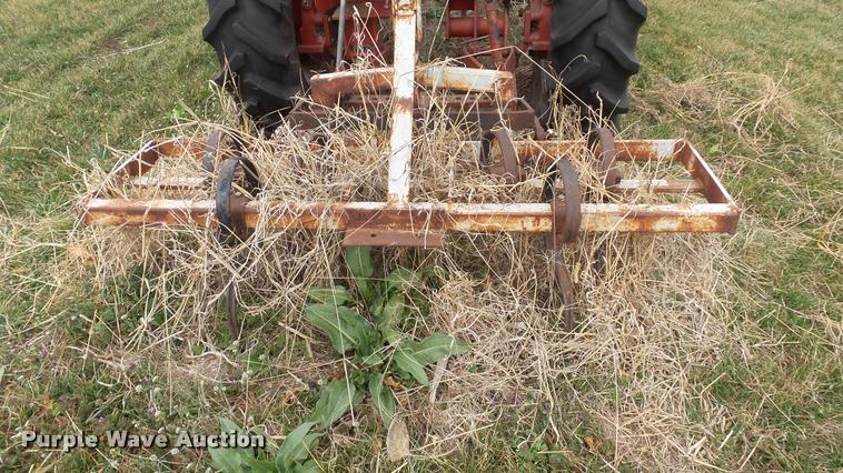 image for item BY9038 International 274 tractor