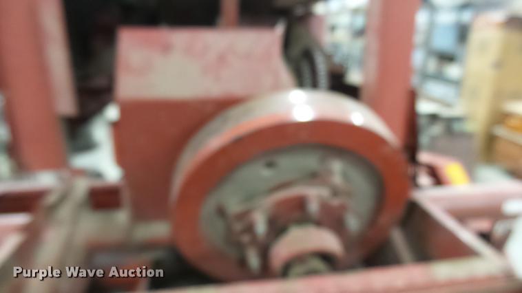 image for item CB9604 Hesston 4600 small square baler