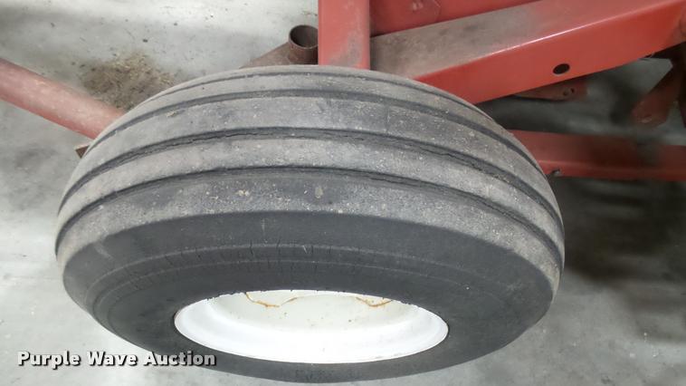 image for item CB9604 Hesston 4600 small square baler