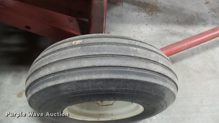 image for item CB9604 Hesston 4600 small square baler