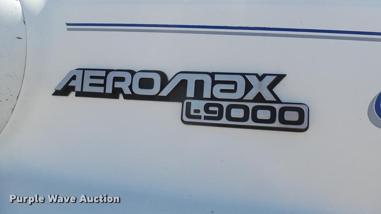 image for item DA0424 1990 Ford L9000 fuel truck